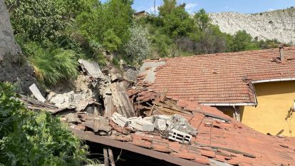 Karabük'te heyelan nedeniyle 4 ev boşaltıldı