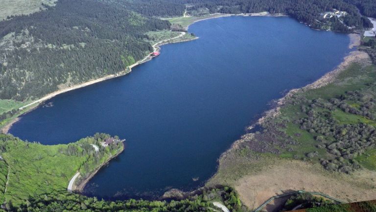 Abant Gölü Milli Parkı 2024 Giriş Ücretleri açıklandı. Fiyatlar Dudak uçuklattı