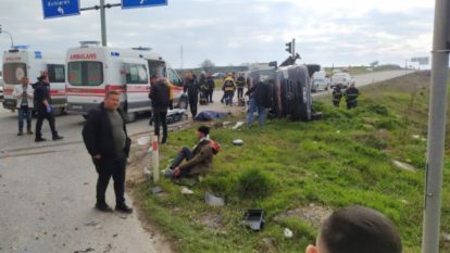 Tekirdağ'da tır, yolcu minibüsüne çarptı: 5 kişi öldü, 10 kişi yaralandı