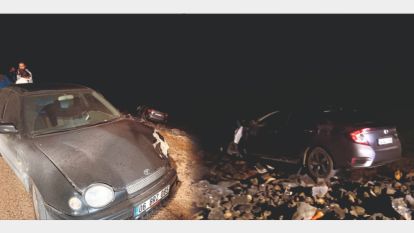 Gölköy'de 2 araç kaza yaptı: Bir araç göle uçtu