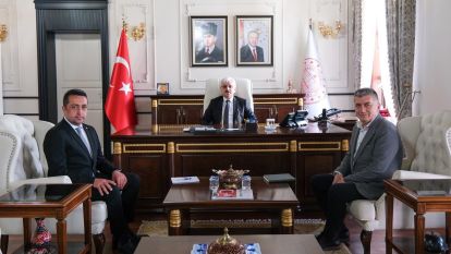 Vali Erkan Kılıç, Mudurnu Belediye Başkanı ve Meclis Üyesiyle Buluştu