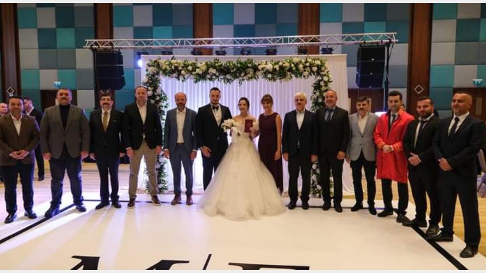 Vali Kılıç, Milletvekili Akgül, Melis -Efe Çiftinin nikah şahitliğini yaptı...